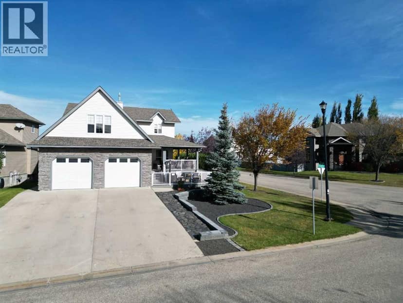 9302 Lakeshore Court, Grande Prairie, photo 2