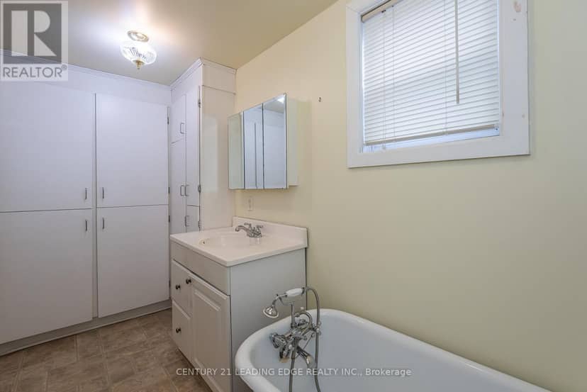 62 North Street — photo 15 of 22