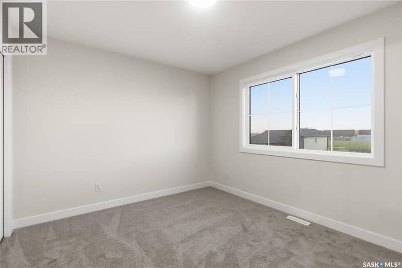 141 Emma CRESCENT — photo 21 of 32
