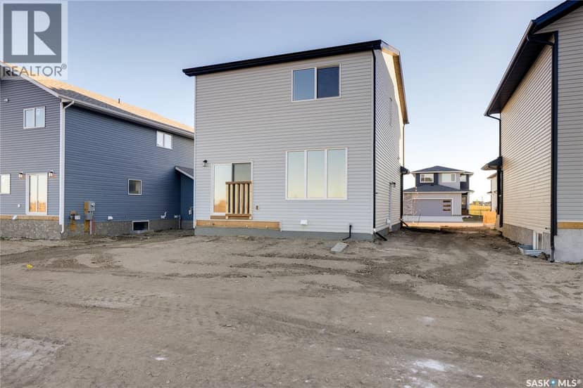 141 Emma CRESCENT — photo 31 of 32