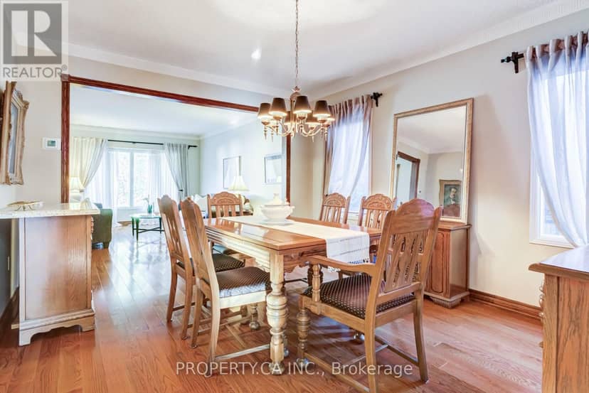 411 Freeman Crescent — photo 11 of 40