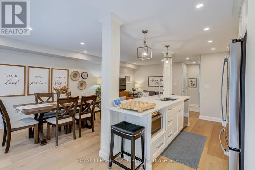 27 - 502 Barton Street — photo 16 of 40