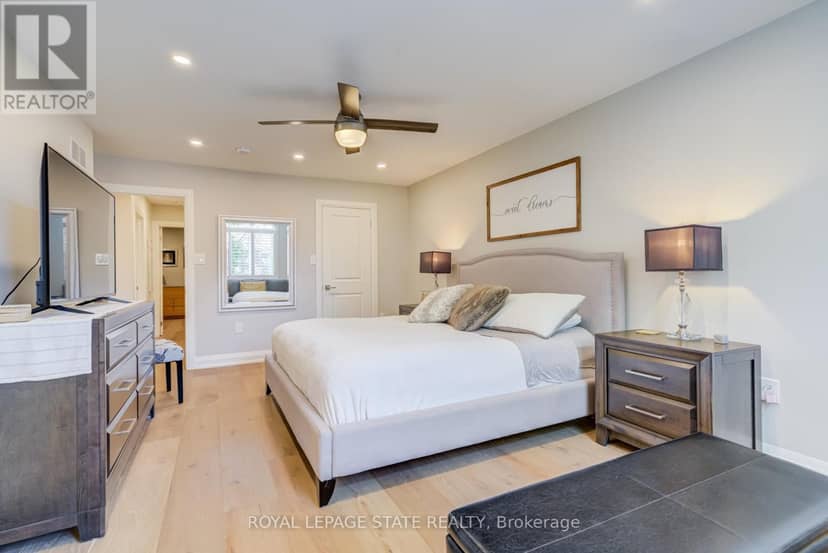 27 - 502 Barton Street — photo 20 of 40