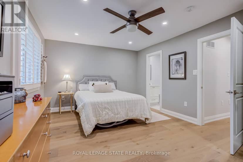 27 - 502 Barton Street — photo 24 of 40