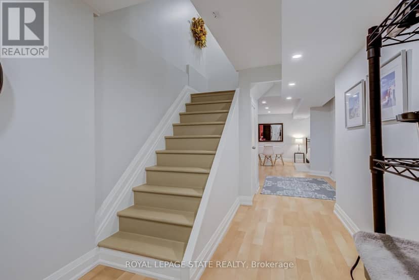 27 - 502 Barton Street — photo 30 of 40