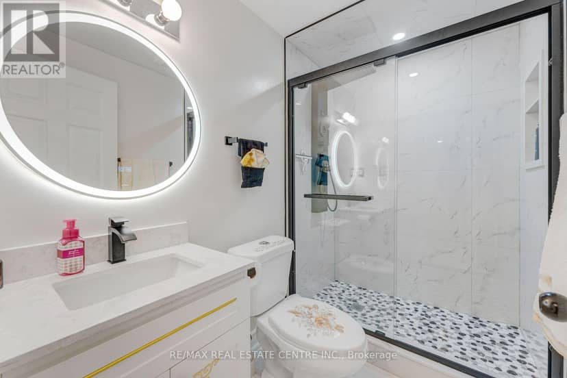 52 Crawford Crescent — photo 25 of 40