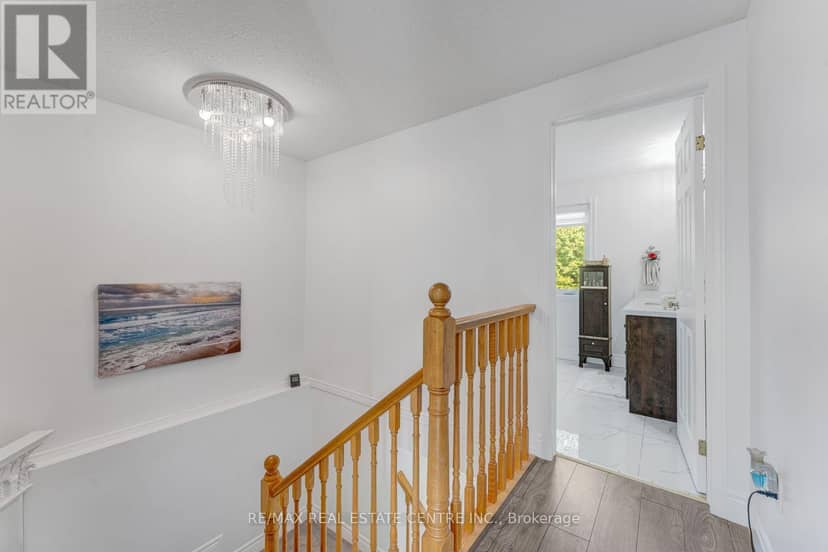 52 Crawford Crescent — photo 28 of 40