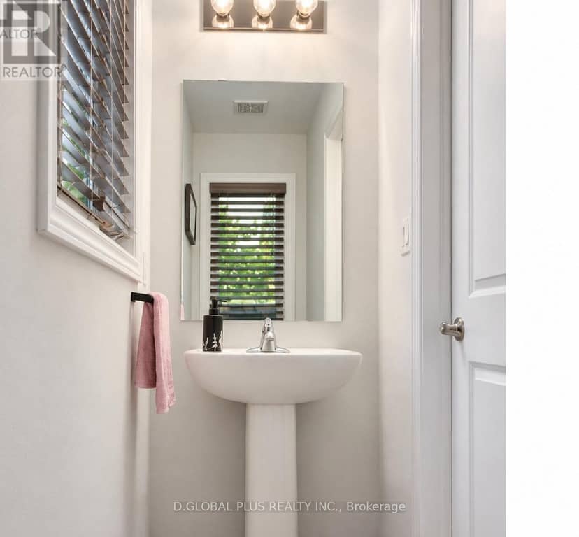 30 Mockingbird Lane W, Hamilton, photo 7