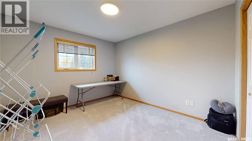 1253 Degelman DRIVE — photo 26 of 40