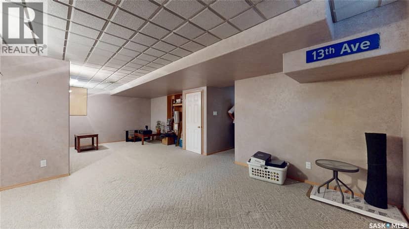 1253 Degelman DRIVE — photo 37 of 40