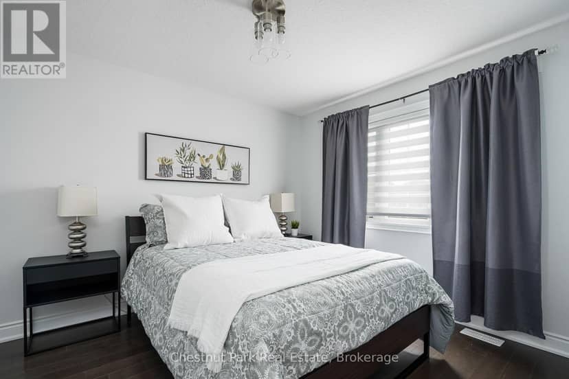 89 Garbutt Crescent — photo 33 of 40