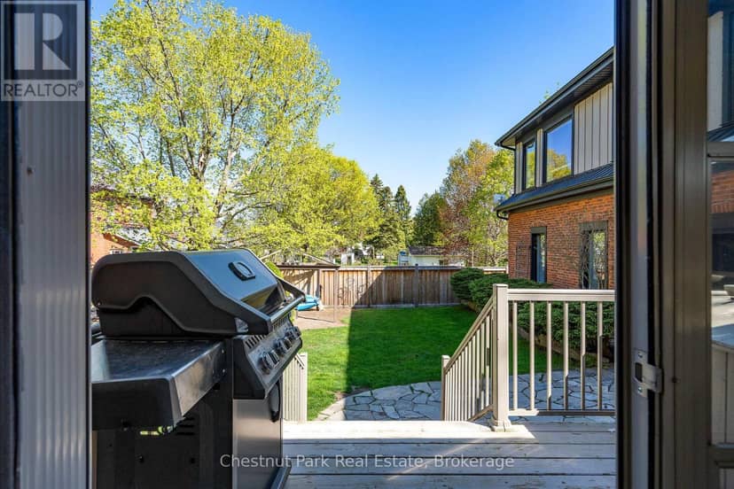 247 St Vincent Street — photo 20 of 40