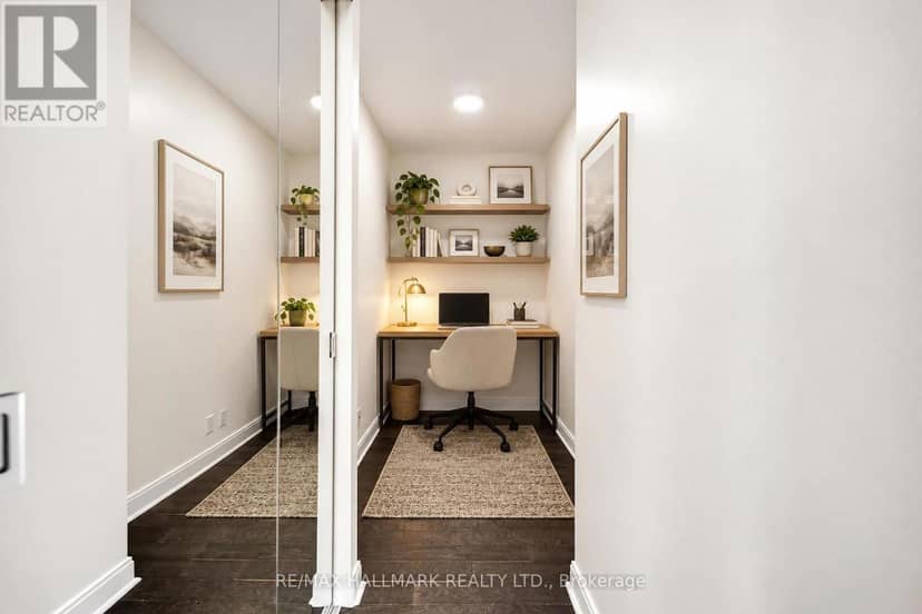 2708 - 825 Church Street — photo 19 of 40