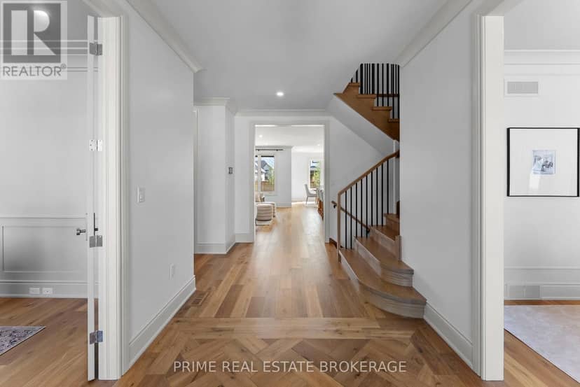 793 Valleystream Walk — photo 4 of 40
