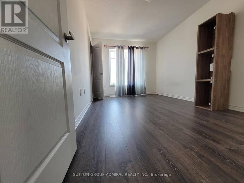 104 Village Gate Drive — photo 4 of 40