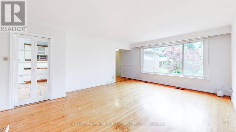 24 Burleigh Heights Drive — photo 12 of 40
