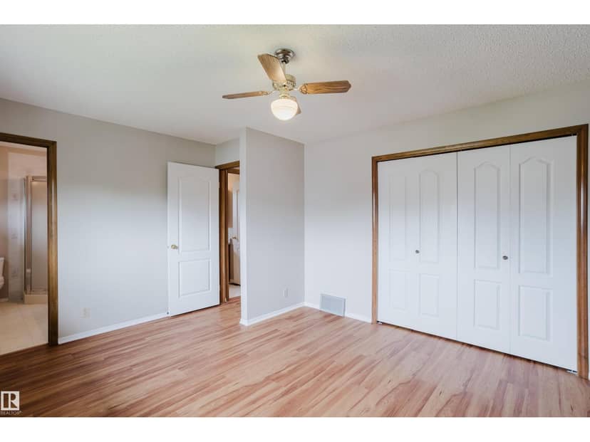 9220 92 ST NW — photo 30 of 40