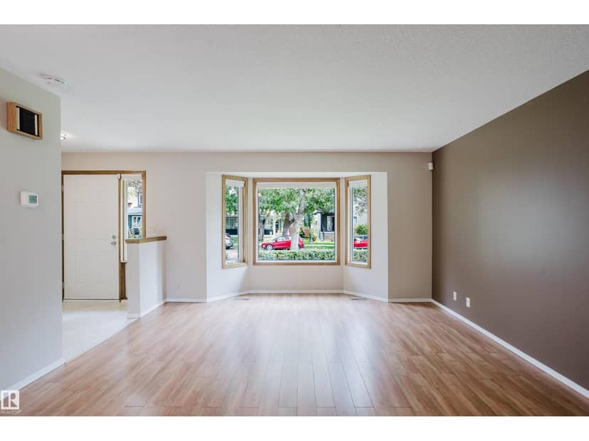 9220 92 ST NW, Edmonton, photo 8
