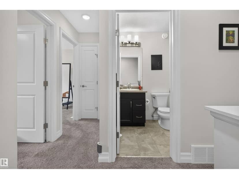 #35 1508 105 ST NW — photo 15 of 40