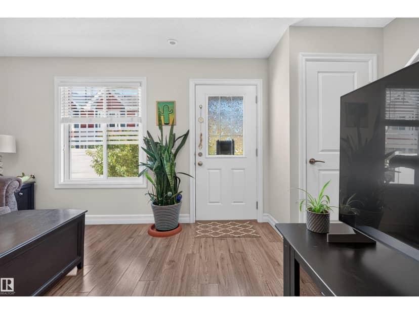 #35 1508 105 ST NW, Edmonton, photo 2