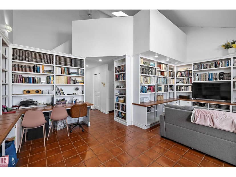 #304 11316 103 AV NW — photo 17 of 27