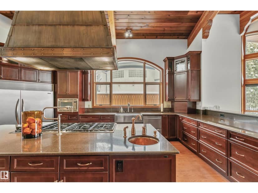 12 Wellington Cr NW — photo 35 of 40