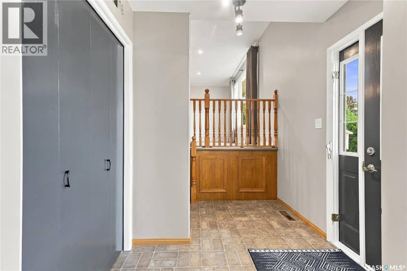 15 Harvard CRESCENT, Saskatoon, photo 8