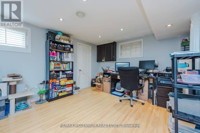 13 Cumberland Drive — photo 33 of 40