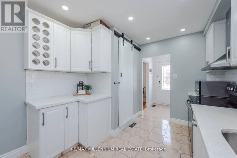 13 Cumberland Drive, Brampton, photo 5