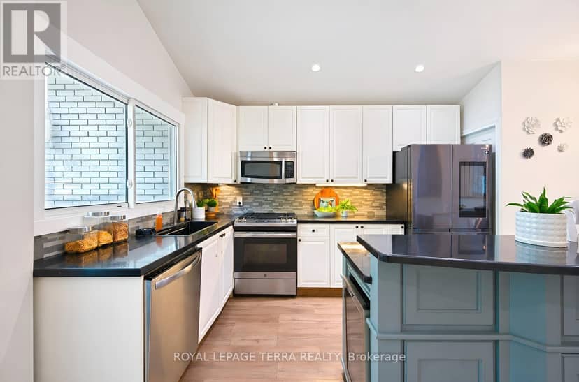 1571 Lewisham Drive — photo 15 of 40