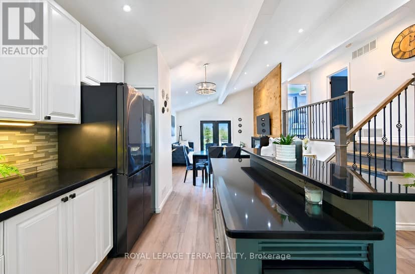 1571 Lewisham Drive — photo 16 of 40