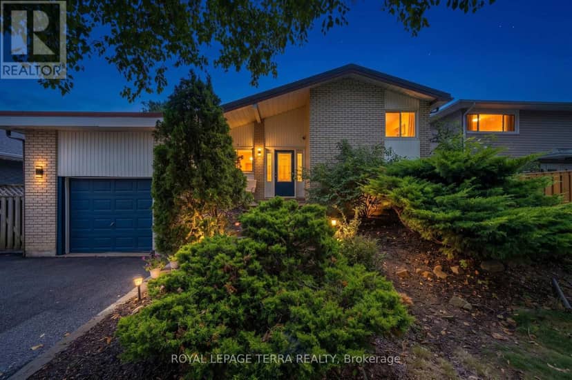 1571 Lewisham Drive, Mississauga, photo 2