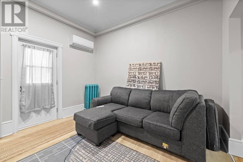 240 Sydney Street — photo 15 of 39