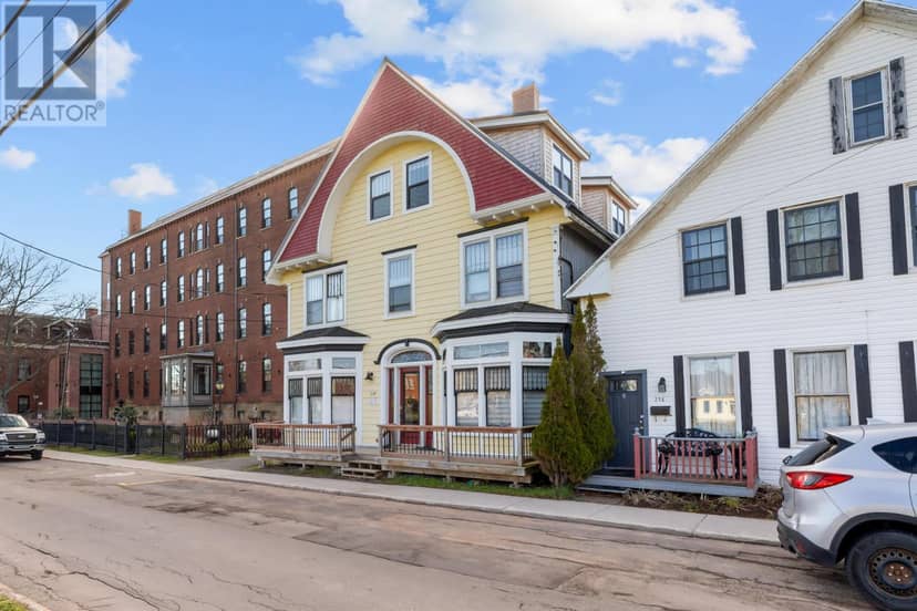 240 Sydney Street, Charlottetown, photo 4