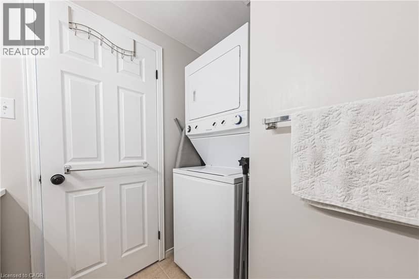 180 LIMERIDGE Road W Unit# 103 — photo 15 of 24