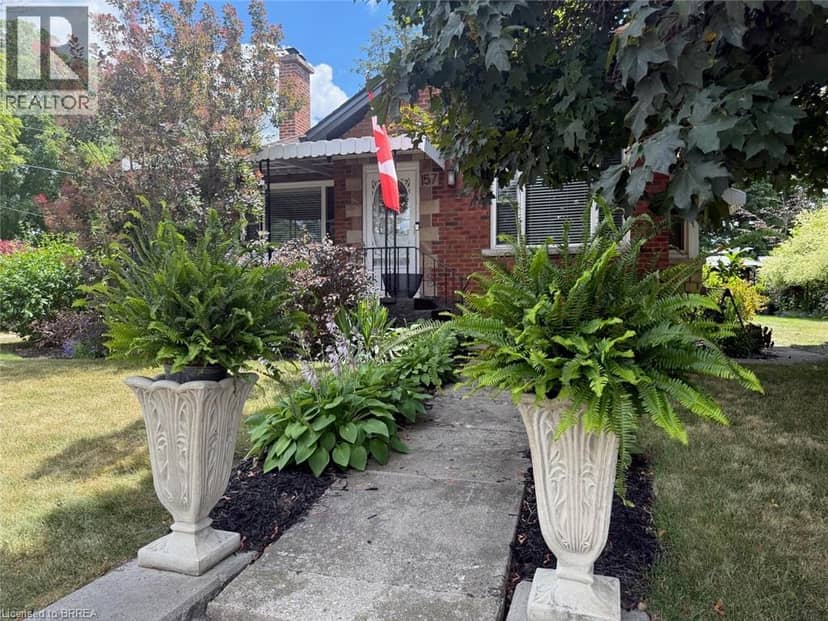 157 STANLEY Street — photo 2 of 39