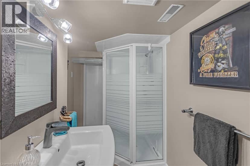 157 STANLEY Street — photo 24 of 39
