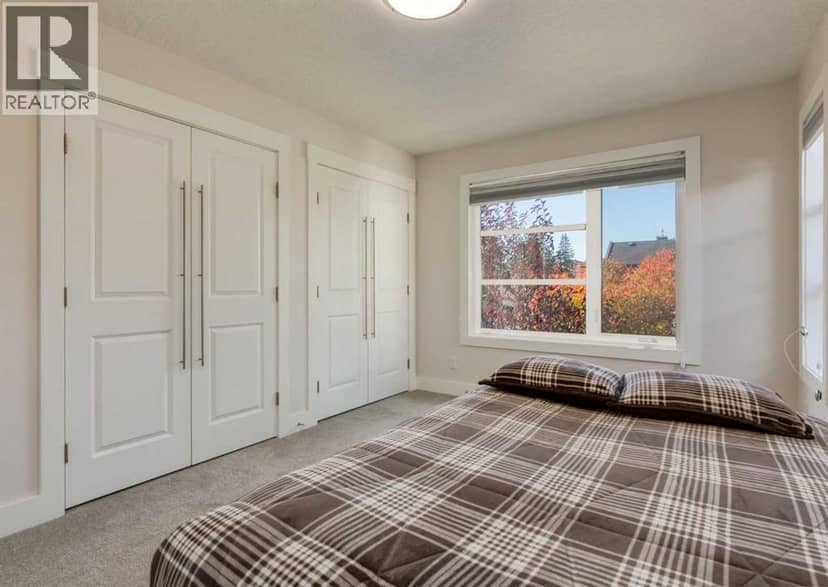 2790 19 Avenue SW — photo 24 of 40