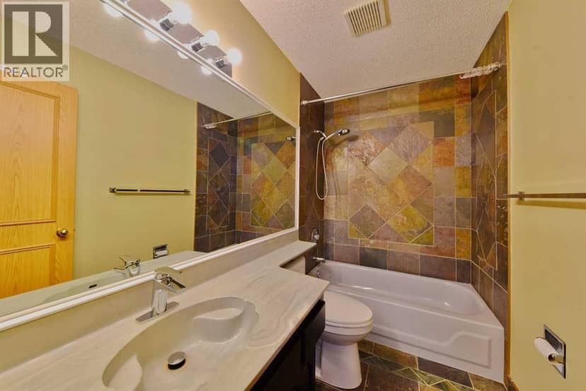 131 Hawkstone Drive NW — photo 15 of 30