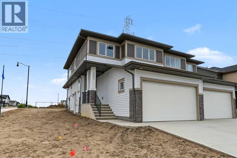 303 Dawson Dock Way, Chestermere, photo 2