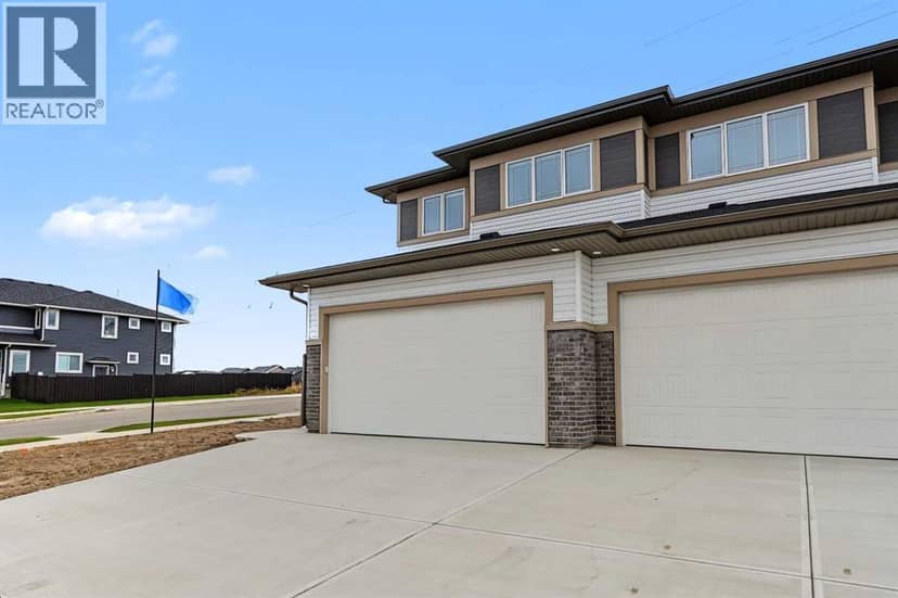 303 Dawson Dock Way, Chestermere, photo 3