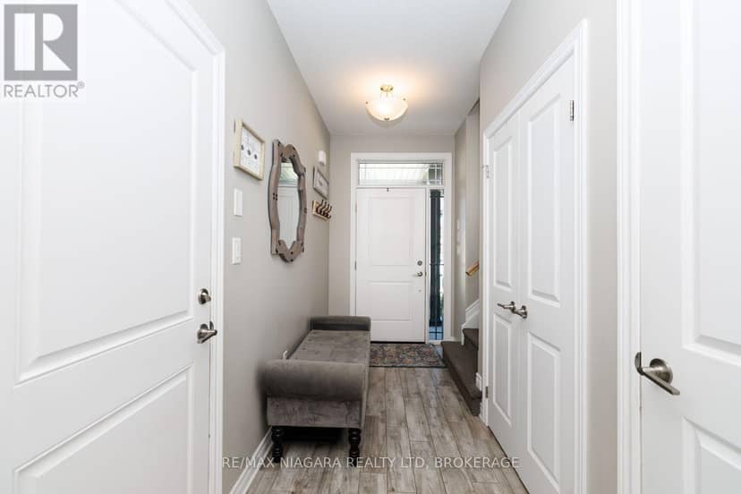 6 Bergenstein Crescent, Pelham, photo 7