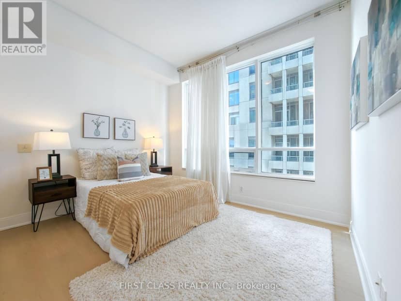2501 - 21 Balmuto Street — photo 15 of 25