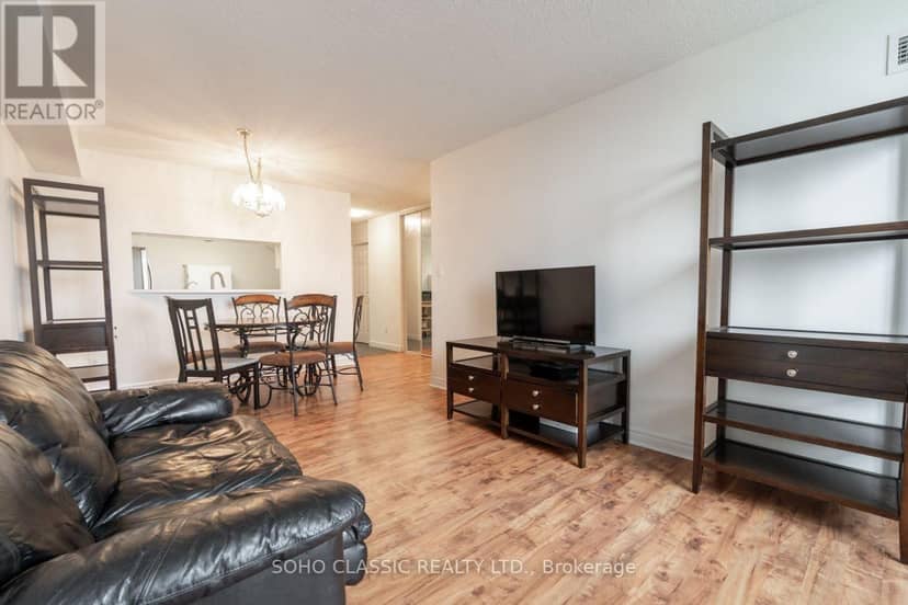 809 - 1700 Eglinton Avenue E, Toronto, photo 5