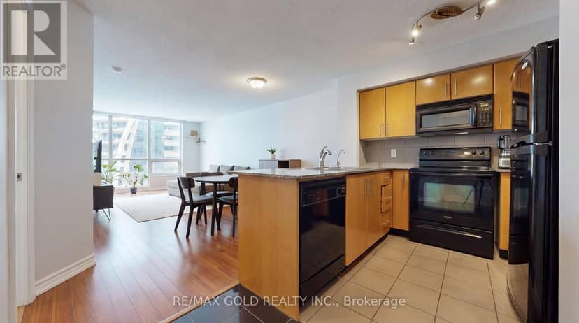 1808 - 16 Yonge Street — photo 16 of 35