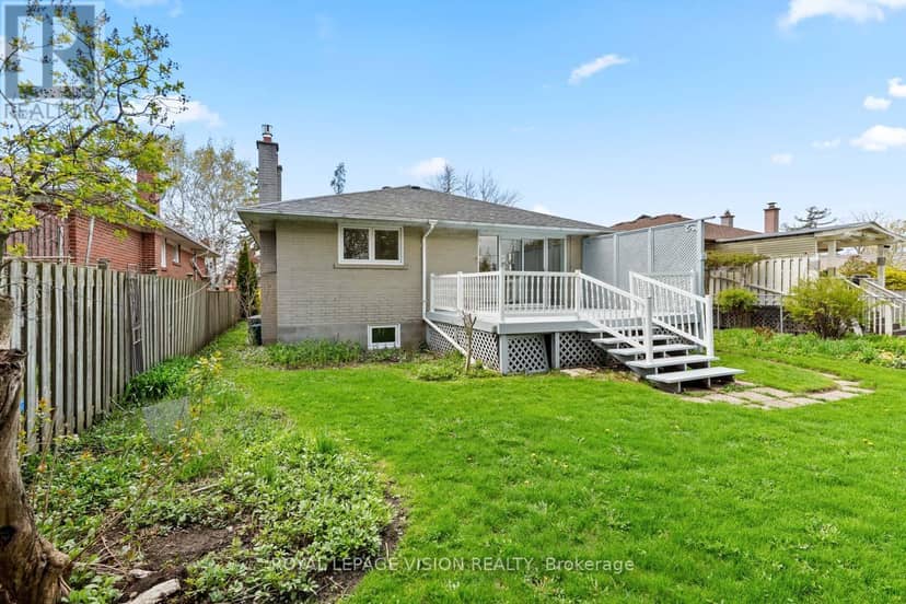 6 Macduff Crescent — photo 34 of 37