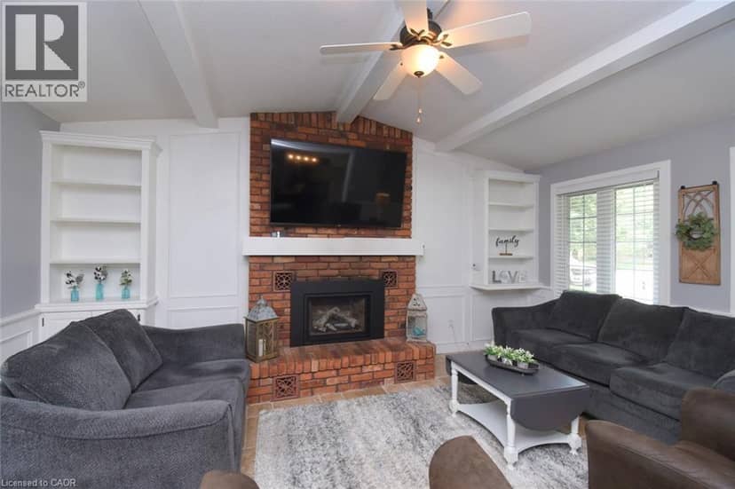 24 SHAW Street — photo 19 of 40
