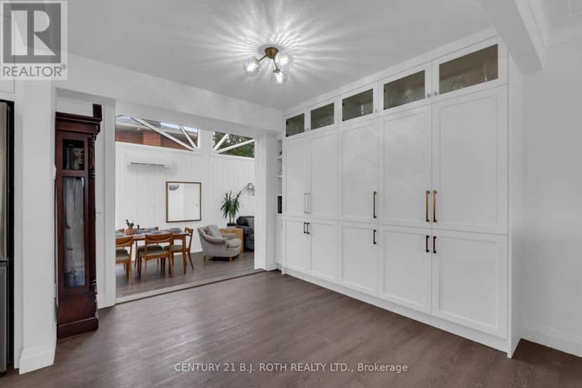 254 Grove Street E — photo 11 of 40