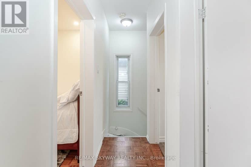 242 East Avenue N — photo 20 of 32