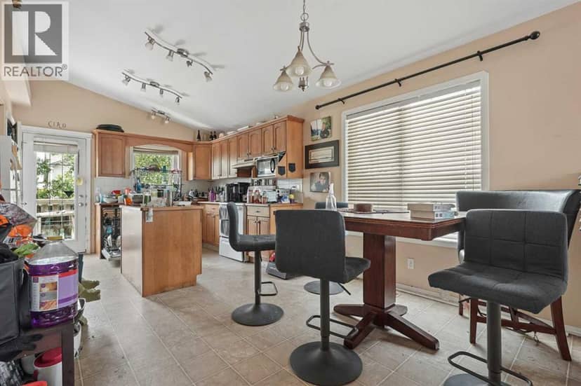 84 Aberdeen Road W, Lethbridge, photo 8